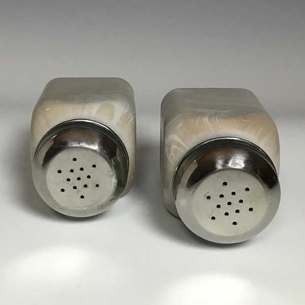 Salt and Pepper Set Monogram in Marble - Image 3